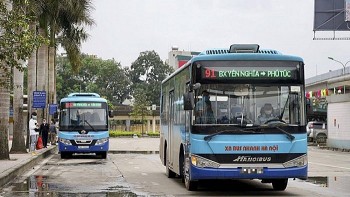 Từ 8/2: Hà Nội cho phép xe buýt hoạt động 100% công suất