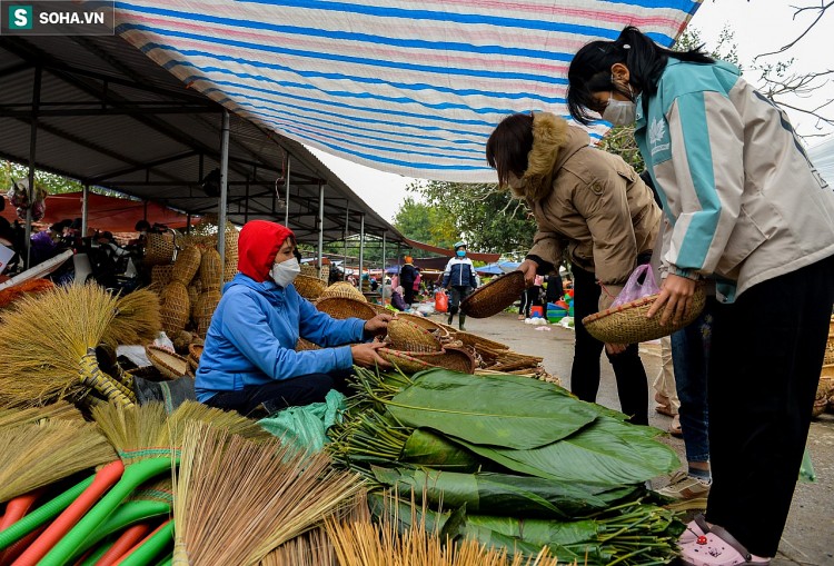 Độc đáo phiên 28 Tết ở một chợ cổ có tuổi đời gần 700 năm