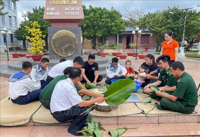Tết sớm Trường Sa: Ấm áp và nghĩa tình!