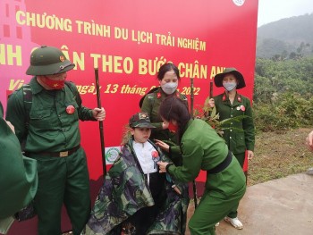 Trải nghiệm chiến trường qua “Hành quân theo bước chân anh” tại Hà Giang