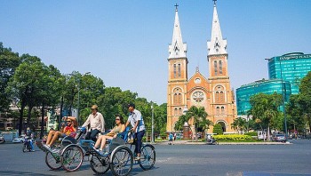 Thành phố Hồ Chí Minh: tăng tốc đón khách đoàn, sẵn sàng đón du khách quốc tế