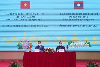 Việt Nam – Lào thúc đẩy hợp tác về kinh tế, giao thông vận tải