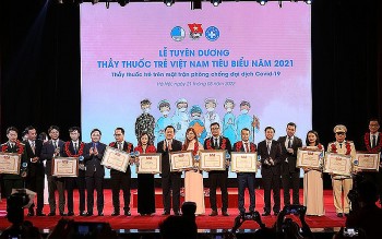 Vinh danh 10 thầy thuốc trẻ Việt Nam tiêu biểu năm 2021