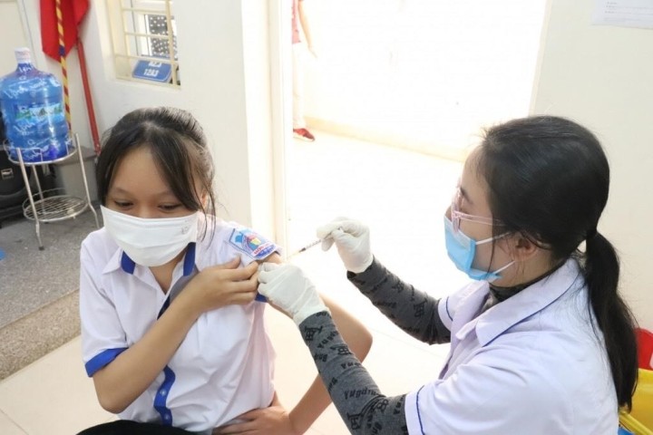 Quảng Ninh là tỉnh đầu tiên tiêm vaccine ngừa Covid-19 cho trẻ 5-11 tuổi. (Ảnh: Suckhoedoisong.vn)