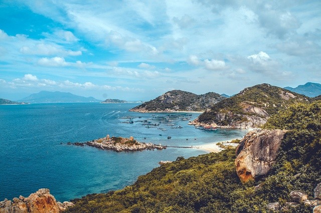 Nha Trang – Top 29 vịnh biển đẹp nhất thế giới.