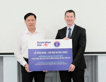 tiep nhan hon 72 trieu lieu vaccine cho tre em do australia vien tro