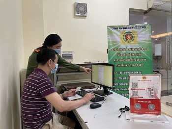 Hà Nội bắt đầu thực hiện cấp hộ chiếu phổ thông trên môi trường điện tử
