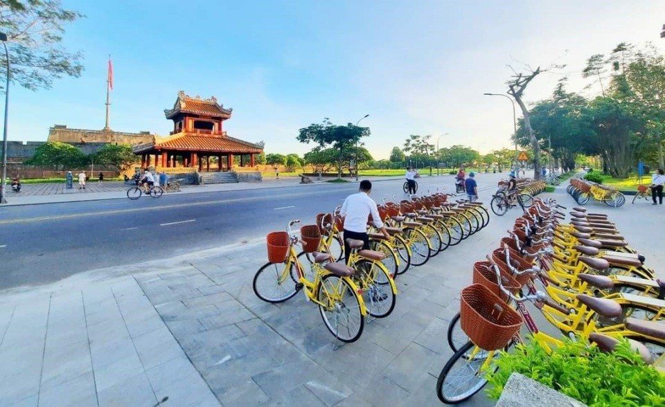 Có khoảng 250 xe đạp được bố trí tại 7 trạm xe đạp công cộng ở TP Huế. Ảnh: Nhân Tâm