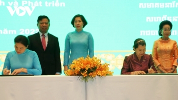 Hội Phụ nữ Việt Nam - Campuchia ký thỏa thuận hợp tác song phương