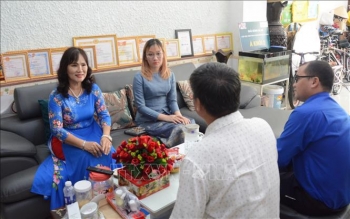 Sinh viên Lào trải nghiệm sống cùng người dân Đà Nẵng