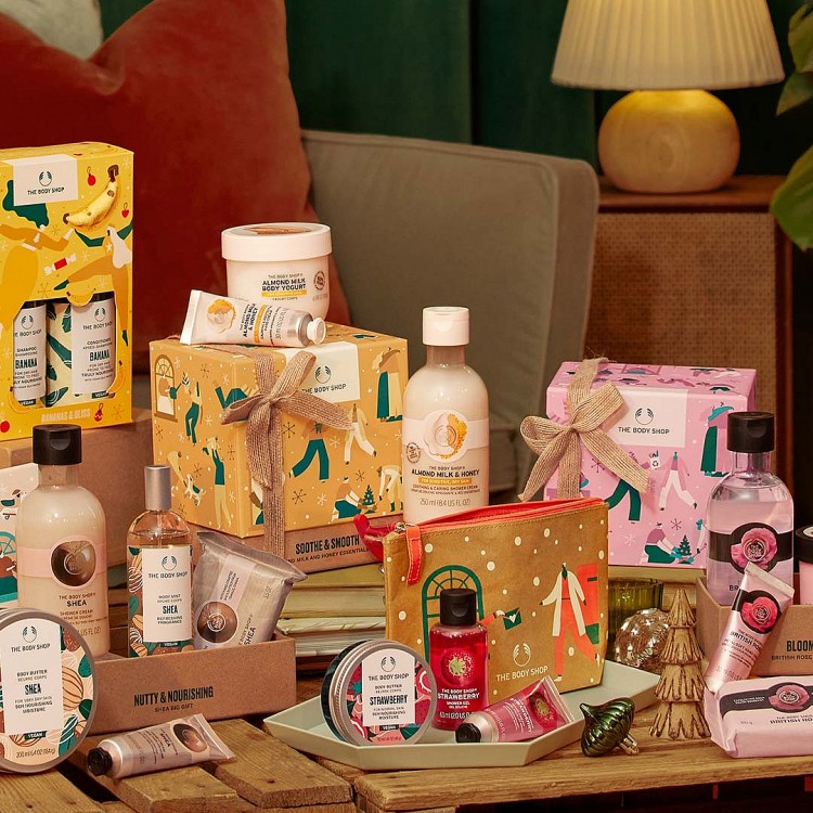 Thân thiện với môi trường, The Body Shop mang đến nhiều set quà chăm sóc cơ thể đẹp mắt