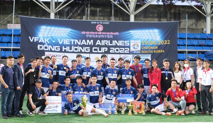 Đội bóng đá Nghệ An giành chức vô địch. Ảnh: VOV5