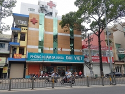 tphcm phong kham da khoa dai viet bi to ve benh chao gia ngay tren ban tieu phau