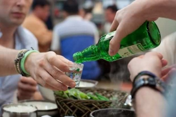 dung bua danh chet ban nhau roi tu sat o binh phuoc