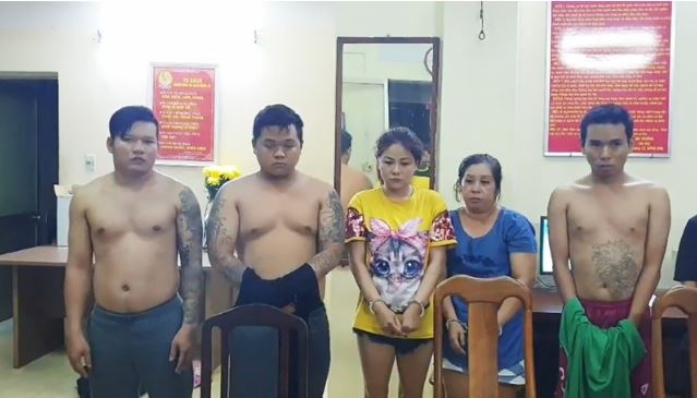 Triệt phá băng nhóm dàn cảnh bán dâm trộm tài sản
