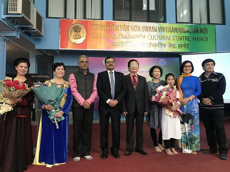 Giao lưu nghệ thuật truyền thống Việt Nam-Ấn Độ chào xuân Tân Sửu 2021