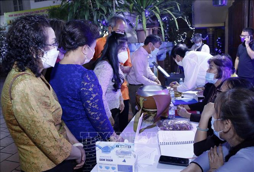 Lào ghi nhận sự giúp đỡ của cộng đồng người Việt trong thiên tai, dịch bệnh
