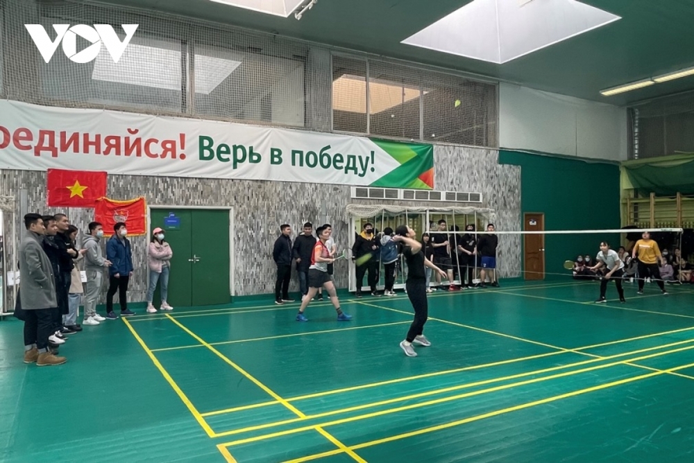 100 đoàn viên, sinh viên các trường đại học tại thủ đô Moscow tham gia Giải cầu lông “Hữu nghị 21”