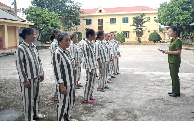Quyền của phạm nhân nữ tại trại giam Phú Sơn 4