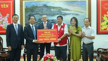 Cộng đồng người Việt ở nước ngoài tặng 300 triệu đồng giúp Phú Yên khắc phục thiệt hại do mưa lũ