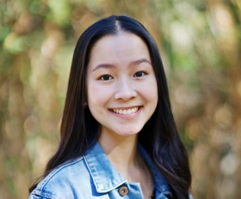 Nữ sinh gốc Việt thắng giải Nhà thơ thanh niên ở Mỹ: “Tiếng Việt là ngôn ngữ rất thơ”