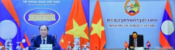 Việt Nam-Lào: Tiếp tục hợp tác ứng phó Covid-19 và tiếp cận vaccine Việt Nam-Lào: Tiếp tục hợp tác ứng phó Covid-19 và tiếp cận vaccine