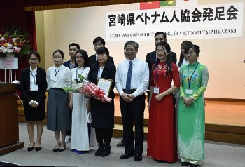 Ra mắt Hội người Việt Nam tại Miyazaki (Nhật Bản)