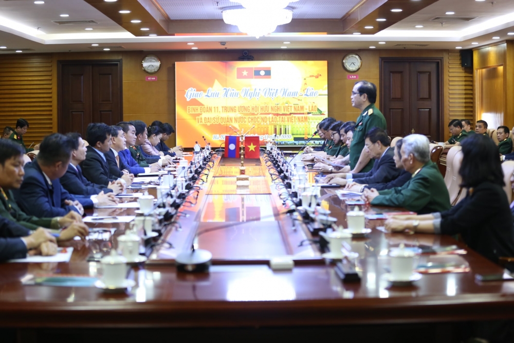 Gặp gỡ hữu nghị Việt Nam-Lào tại Binh đoàn 11: Ôn kỉ niệm, quyết tâm xây tiếp tình hữu nghị hai nước