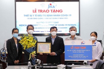 JICA hỗ trợ thiết bị điều trị COVID-19 trị giá 120 triệu yen cho Bệnh viện Chợ Rẫy