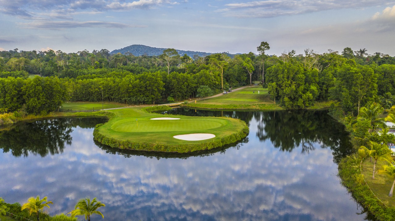 Vietnam Airlines và Vinpearl tiên phong khởi động mô hình du lịch  khép kín với giải golf “Green Journey to Phú Quốc”