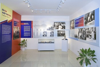 Giới thiệu gần 200 hình ảnh, tài liệu, hiện vật về quan hệ hữu nghị Việt Nam và Liên Xô/Liên bang Nga