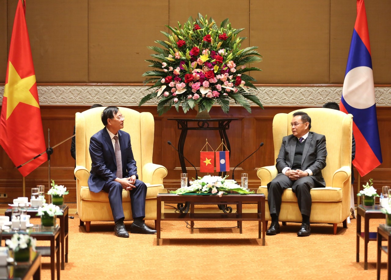 Chủ tịch Quốc hội Lào Saysomphone Phomvihane đánh giá cao vai trò của Hội Hữu nghị hai nước