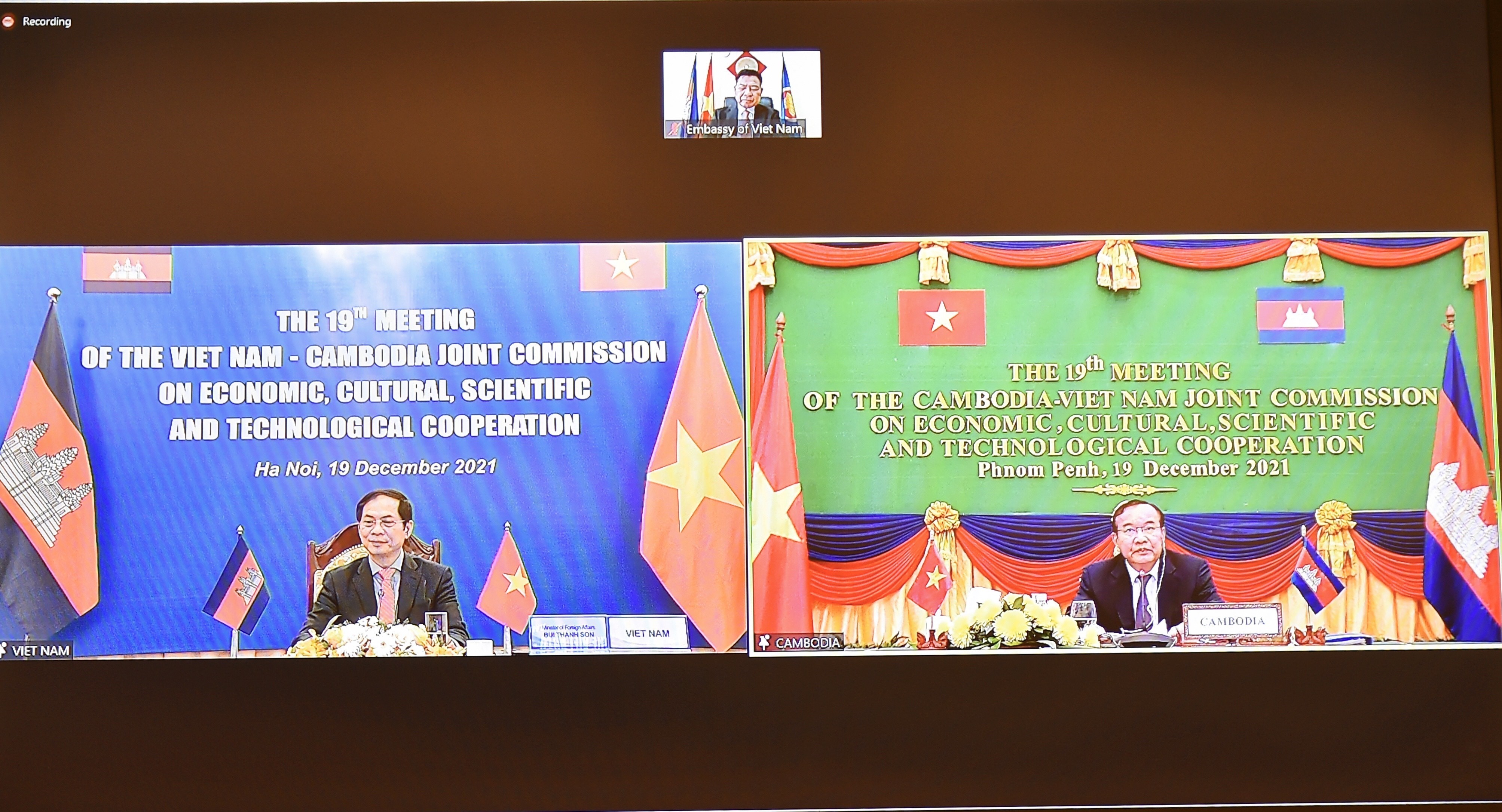 Phối hợp tổ chức thành công các hoạt động trong Năm Hữu nghị Việt Nam - Campuchia 2022 - Ảnh 1.