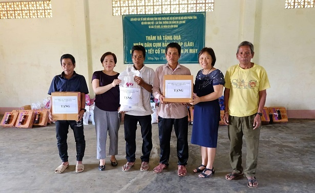 70 ho dan se kong duoc nhan qua tu tinh thua thien hue