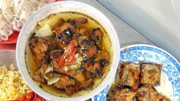 Phở chua, bún chả và những món ăn biểu tượng của các điểm du lịch nổi tiếng Việt Nam