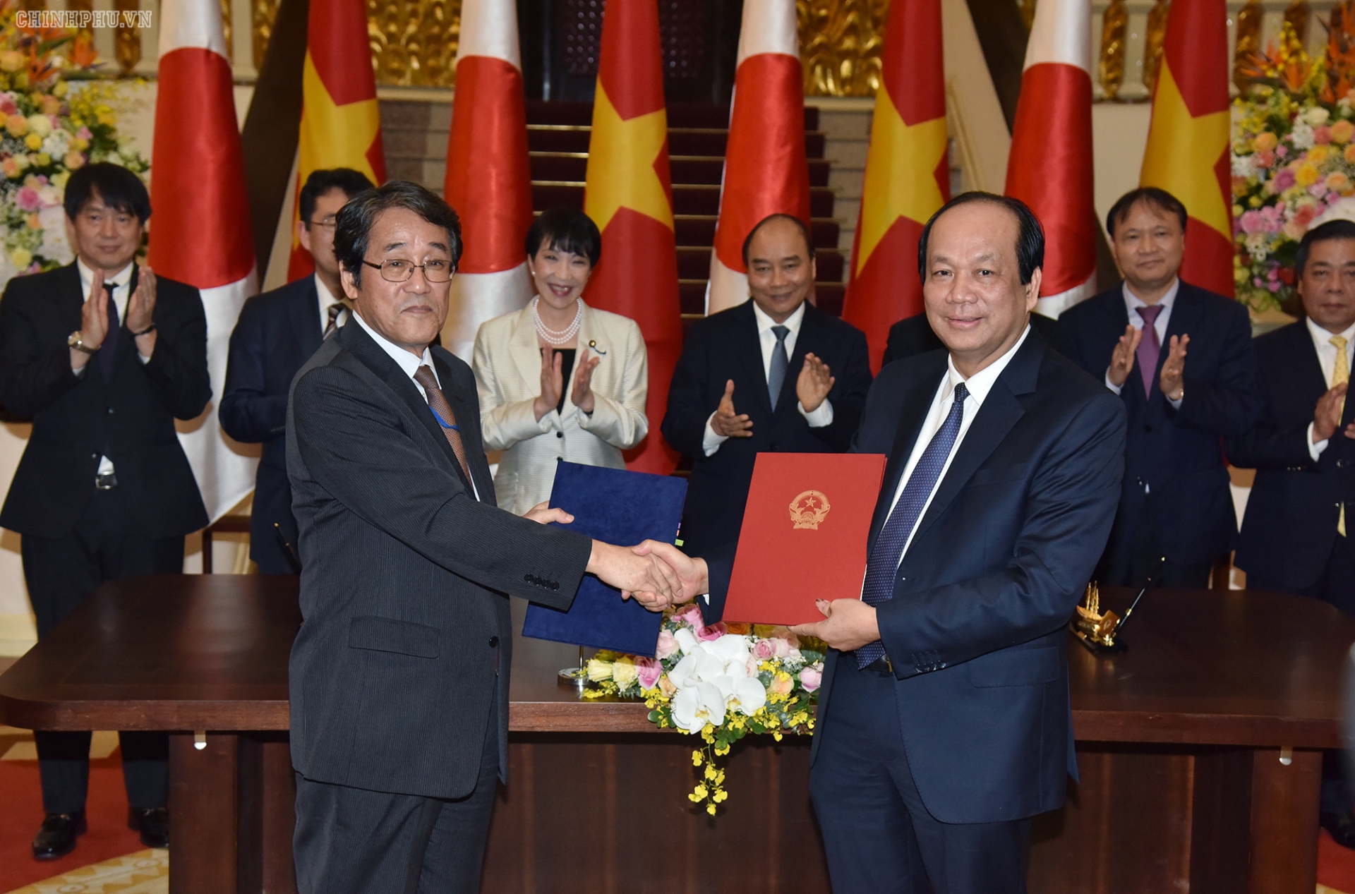 Nhật Bản sẵn sàng hợp tác và chia sẻ kinh nghiệm vấn đề 5G với Việt Nam