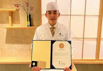 Người Việt Nam đầu tiên giành được “huy hiệu Vàng” trong lĩnh vực ẩm thực tại Nhật Bản
