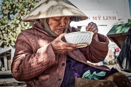 Triển khai sâu rộng phong trào thi đua cả nước chung tay vì người nghèo