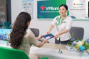 toc do tang truong doanh so va ty le the hoat dong cao vpbank duoc visa vinh danh hang loat giai thuong