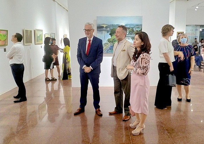 Triển lãm 83 tác phẩm của 30 họa sĩ nổi tiếng của Hungary tại Việt Nam
