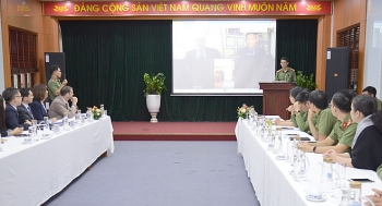 hoa ky giup luc luong thuc thi phap luat viet nam trang bi kien thuc tieng anh chuyen nganh