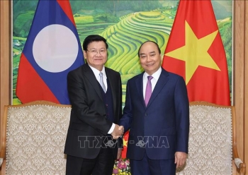 Thủ tướng Chính phủ Lào kết thúc tốt đẹp chuyến thăm Việt Nam