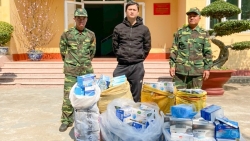 Quảng Ninh: Bắt người đàn ông xuất lậu gần 9.000 khẩu trang y tế