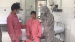 Bệnh nhân Trung Quốc thứ hai xét nghiệm âm tính virus corona