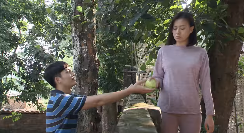 co gai nha nguoi ta tap 8 nghi uyen co bau ong ba sang tan nha bat va khoa