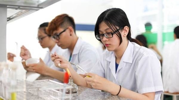 Bộ Y tế: Phòng Covid-19, sinh viên trường y dược trở lại trường từ 2/3
