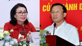 thu tuong nguyen xuan phuc ky quyet dinh nghi huu voi hai can bo tu ngay 14
