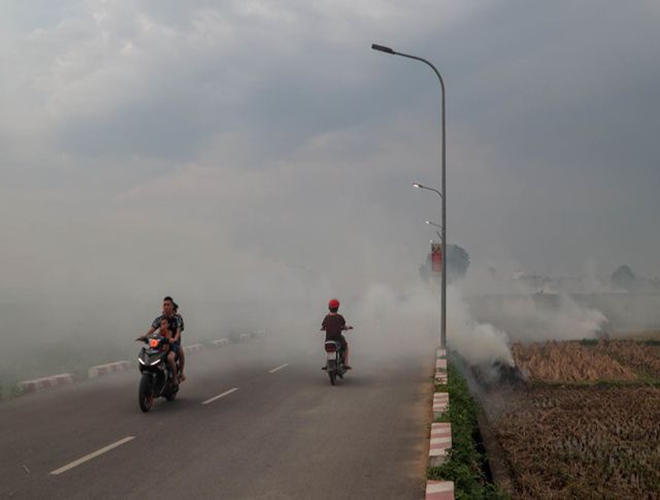 ha noi mit mu khoi toa do dot rom ra nhung ngay o nhiem khong khi