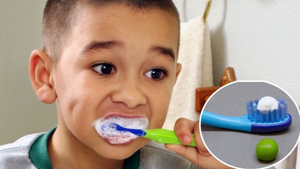 Trẻ ngộ độc Flour trong kem đánh răng, bác sĩ nhi khuyến cáo gì?