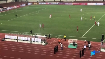 viet nam uae 4 phut bu gio dau tim cung hlv park hang seo